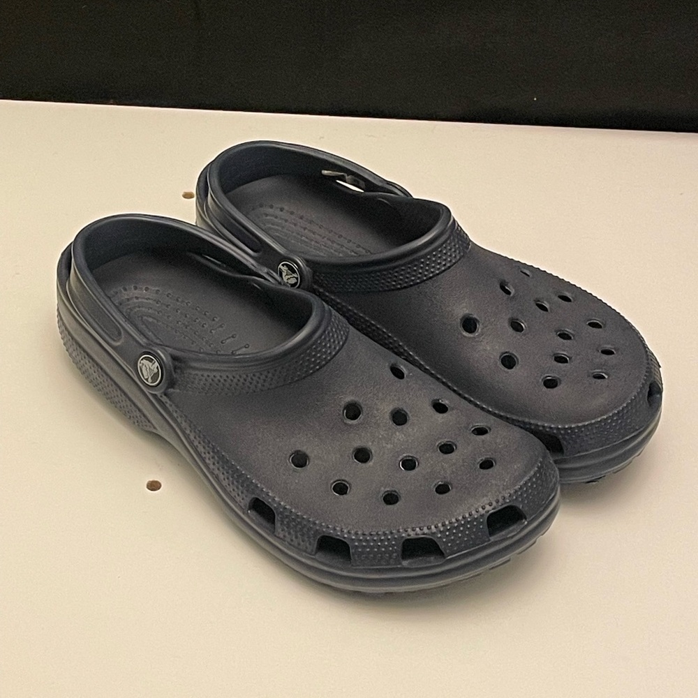 CROCS, DARK BLUE UNISEX, CLOGS MULES WOMEN’S SIZE 11 MEN’S SIZE 9 W/STRAPS